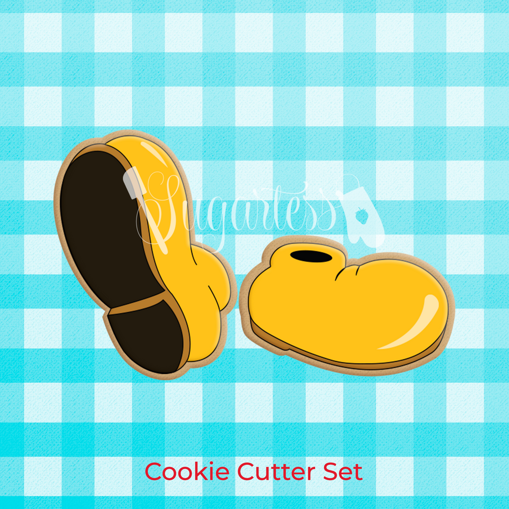 Sugartess custom cookie cutter set of cartoon mouse pair of yellow shoes.